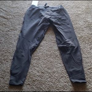 Men’s NWT Lululemon switch up “29 pant